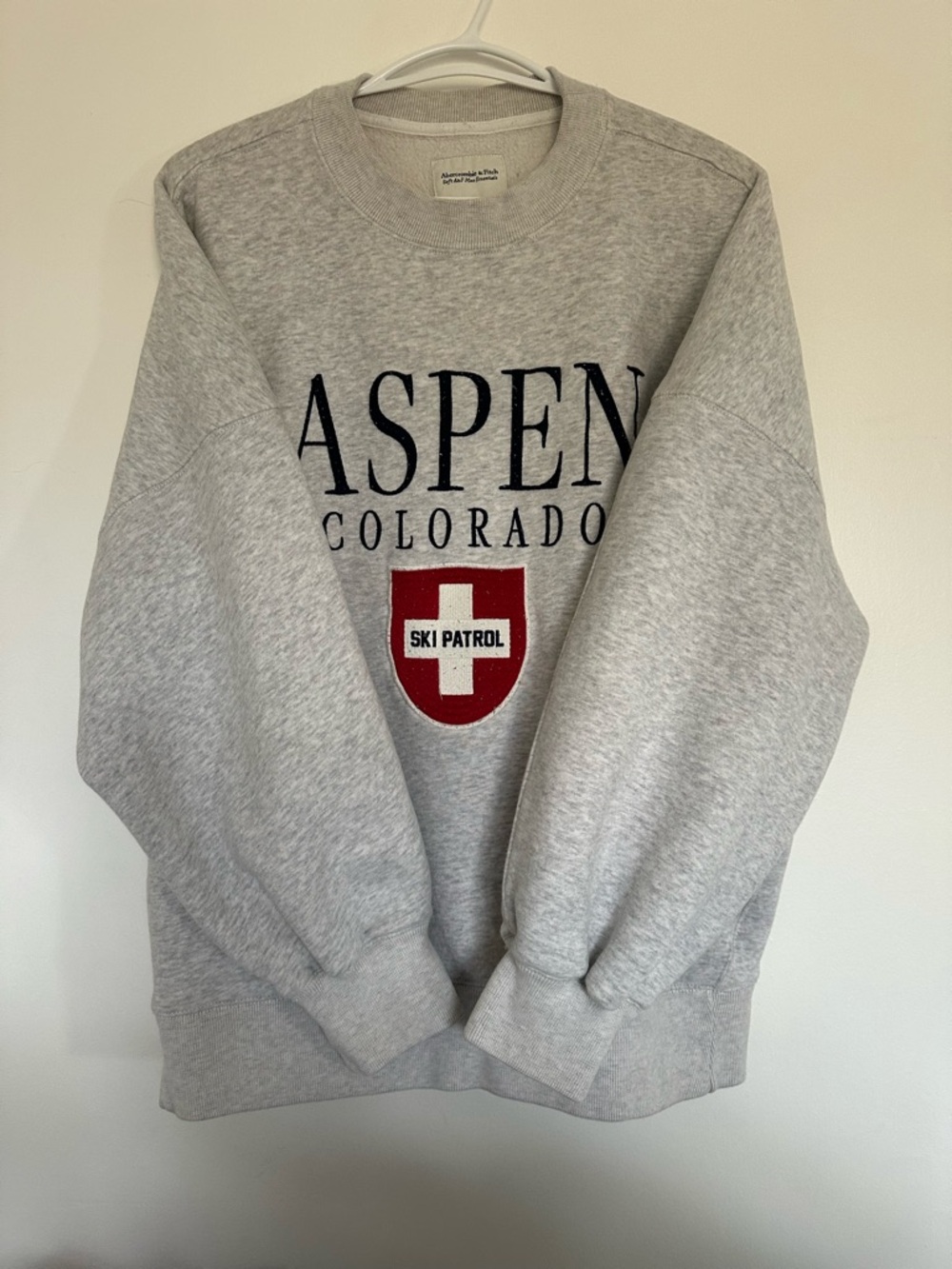 Abercrombie & Fitch Grey Crew Sweater - Aspen Colorado Ski Patrol